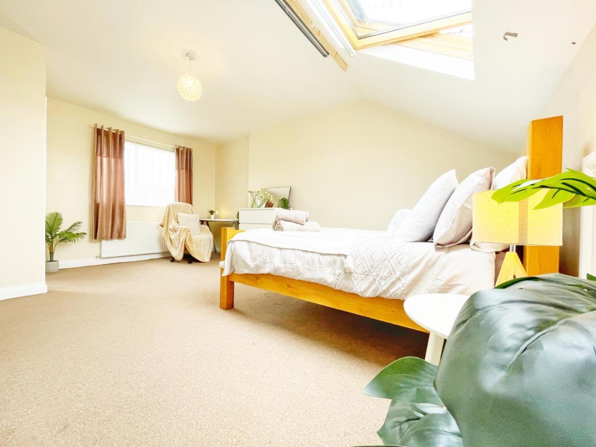 5 Bedroom, Sleeps 9 - Base To Explore And Beyond