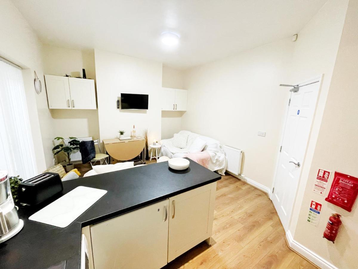 5 Bedroom, Sleeps 9 - Base To Explore And Beyond Holiday home *